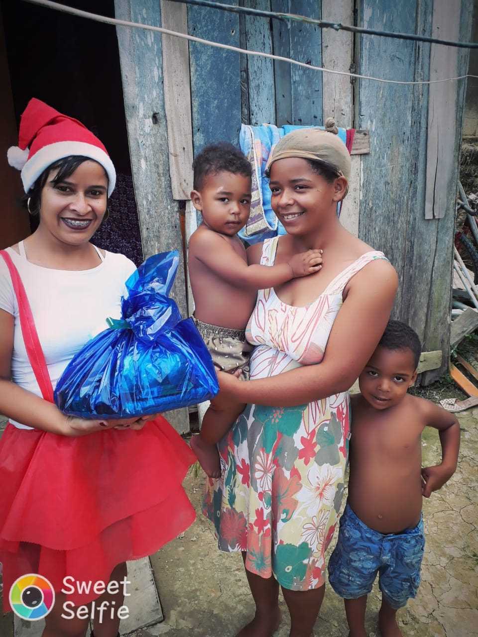 Primeira Infância no SUAS realiza o natal das famílias do Programa